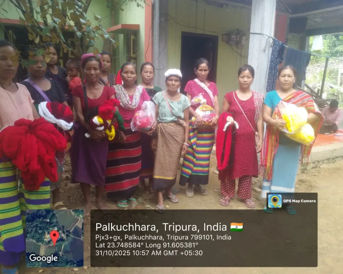 ASHA supports Threads for handloom weavers